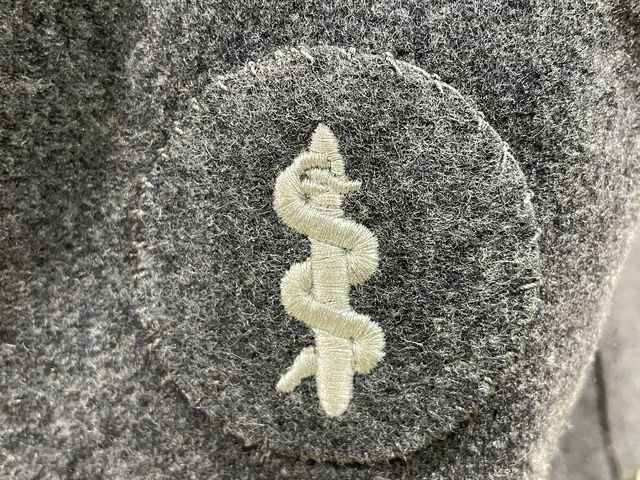 Original WWII German Luftwaffe (Air Force) Paratrooper's Fliegerbluse Tunic, Medical Personnel — image 19