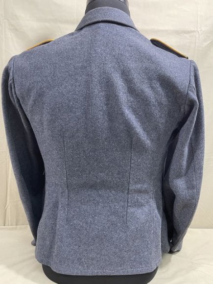 Original WWII German Luftwaffe (Air Force) Paratrooper's Fliegerbluse Tunic, Medical Personnel — image 22