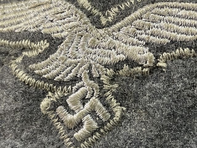 Original WWII German Luftwaffe (Air Force) Paratrooper's Fliegerbluse Tunic, Medical Personnel — image 3