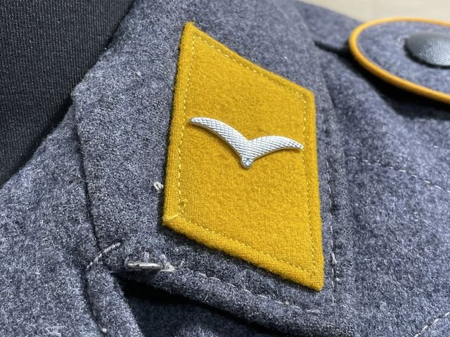 Original WWII German Luftwaffe (Air Force) Paratrooper's Fliegerbluse Tunic, Medical Personnel — image 5