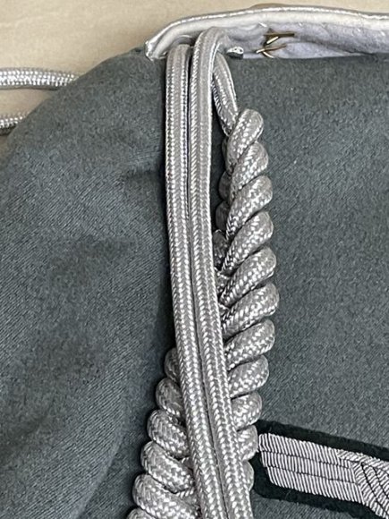 Original WWII Era German HEER (Army) Officer's Waffenrock (Parade Tunic), INFANTRY — image 12