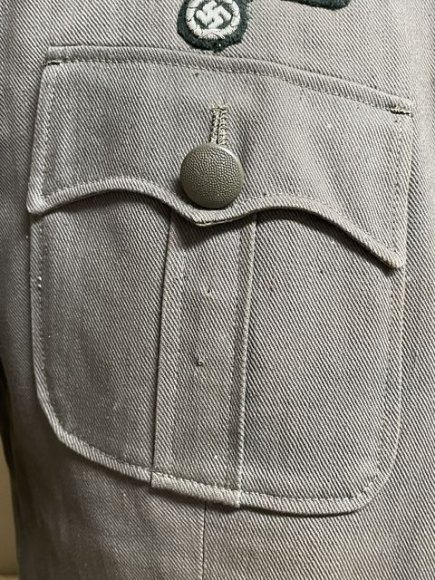 HOLD! Original WWII German Heer (Army) Administrative Sonderf³hrer's Summer Tunic — image 11
