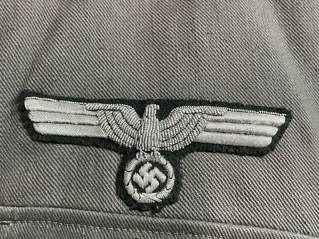 HOLD! Original WWII German Heer (Army) Administrative Sonderf³hrer's Summer Tunic — image 2