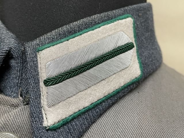 HOLD! Original WWII German Heer (Army) Administrative Sonderf³hrer's Summer Tunic — image 5