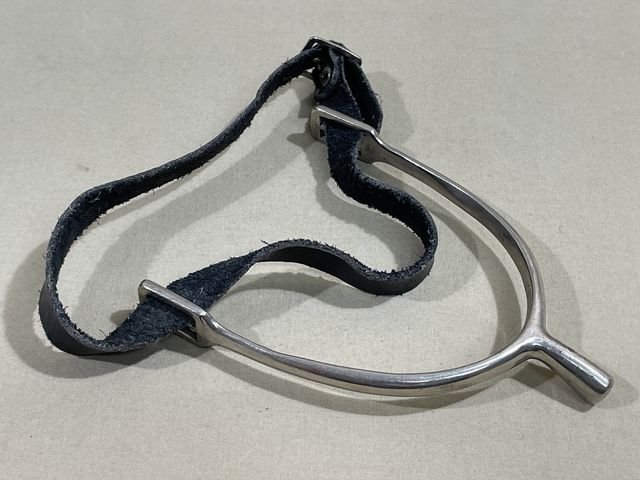 Original WWII German EM/NCO Cavalry Spurs, Pair — image 11