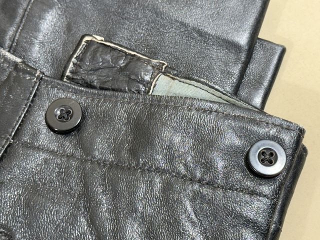 Original WWII German Kriegsmarine U-Boat Protective Leather Pants, 1941 — image 3