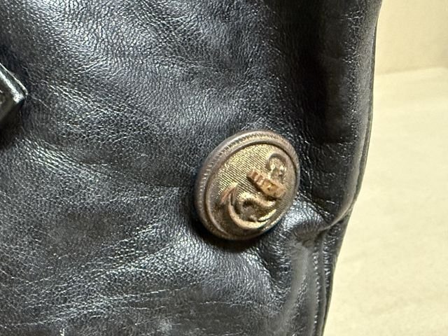 Original WWII German Kriegsmarine U-Boat Protective Leather Jacket, 1941 — image 13