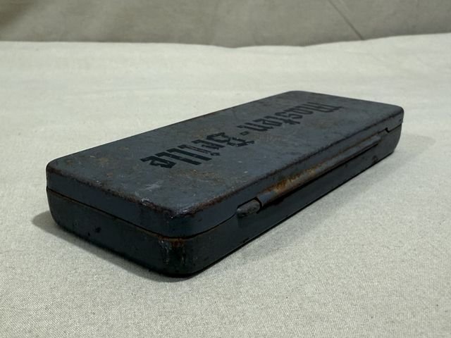 Original WWII German Masken-Brille (Gas Mask Glasses) Case — image 4