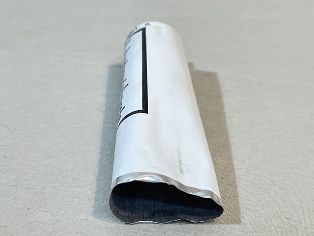 Original WWII German Medical Item, Unfilled Lebertranzinkpaste Metal Tube (Tan) — image 4