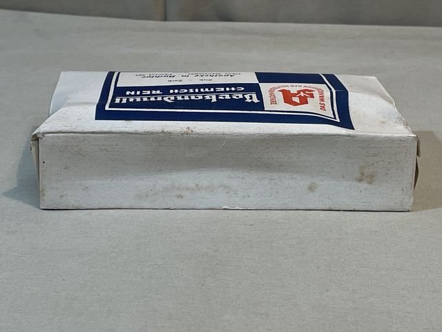Original WWII German Medical Kit Packet of Gauze, Verbandmull — image 6