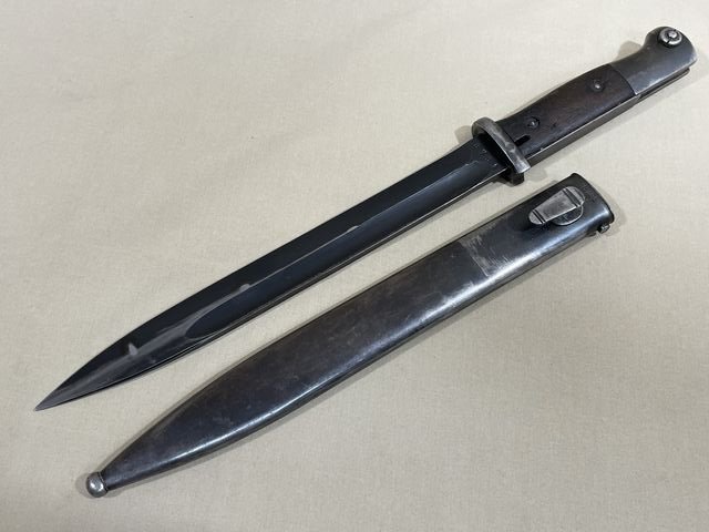 Original WWII German 98K Bayonet and Scabbard, MATCHING