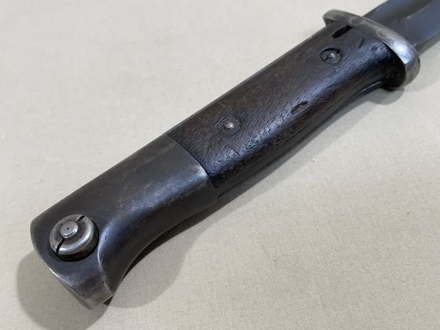 Original WWII German 98K Bayonet and Scabbard, MATCHING — image 8