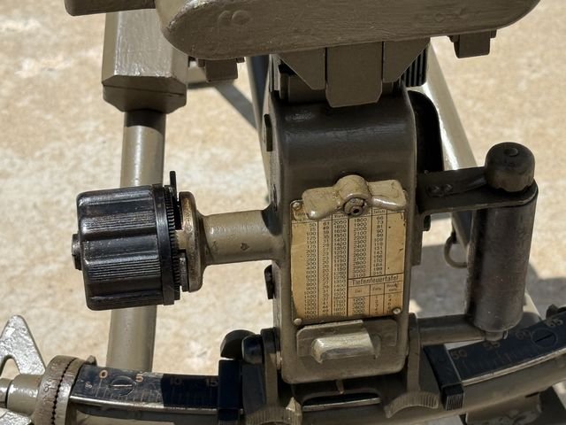 Original WWII German MG42 (MG-42) Lafette Tripod Mount — image 15