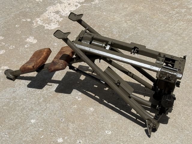 Original WWII German MG42 (MG-42) Lafette Tripod Mount — image 16