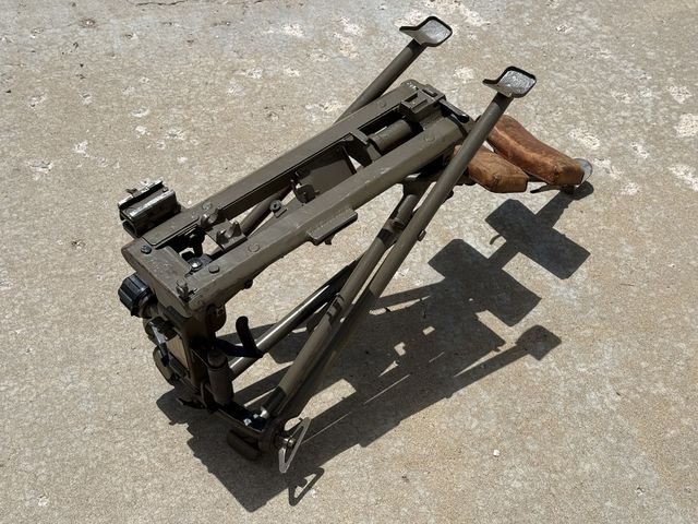 Original WWII German MG42 (MG-42) Lafette Tripod Mount — image 17