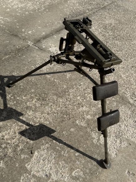 Original WWII German MG42 (MG-42) Lafette Tripod Mount — image 4
