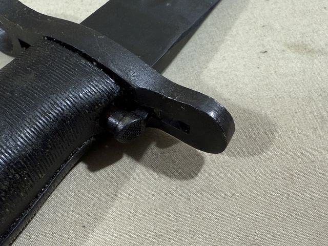 Original WWII US M1 Garand Bayonet and Scabbard, UFH Cut-Down 1943 — image 10