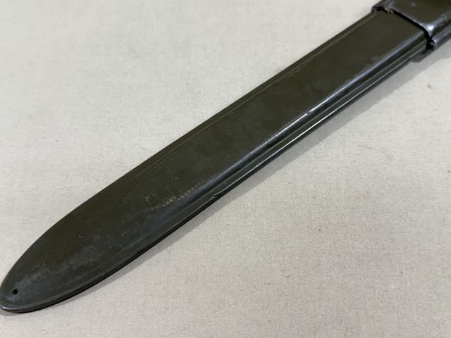 Original WWII US M1 Garand Bayonet and Scabbard, UFH Cut-Down 1943 — image 15
