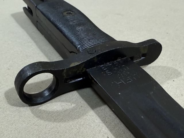 Original WWII US M1 Garand Bayonet and Scabbard, UFH Cut-Down 1943 — image 7