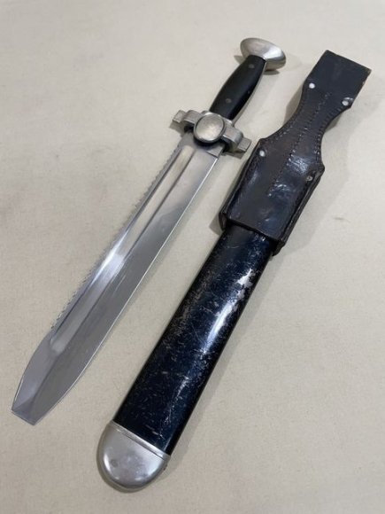 Original Nazi Era German DRK (German Red Cross) Subordinate's Hewer — image 2