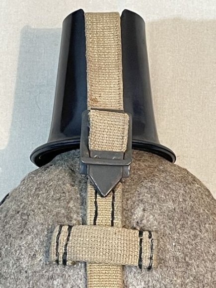 Original WWII German DAK/Tropical Canteen & Cup — image 2