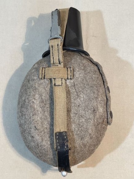 Original WWII German DAK/Tropical Canteen & Cup — image 7
