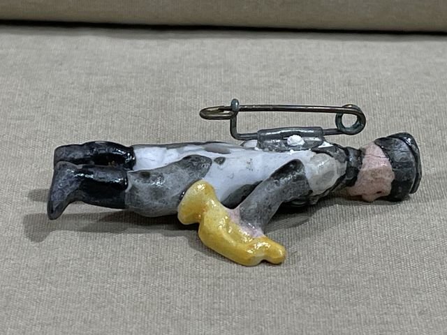 Original Nazi Era German WHW Donation Porcelain Figure, Heer Band Trumpeter — image 3