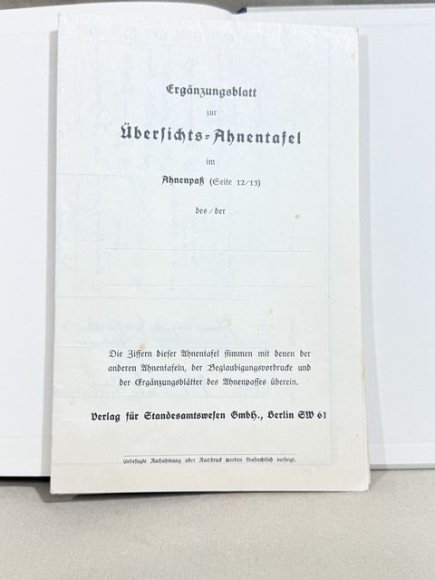 Original Nazi Era German Der Ahnenpaß (Family Tree) Book — image 11