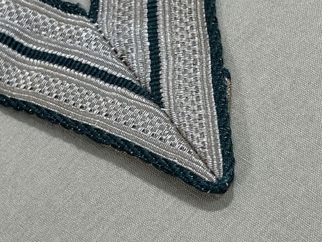 Original WWII German Army Obergefreiter Rank Chevron — image 2