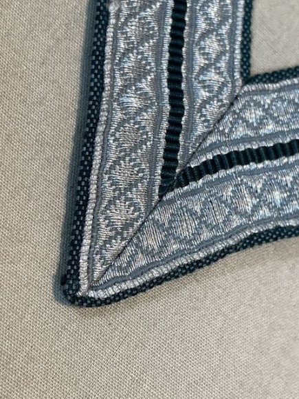 Original WWII German Army Obergefreiter Rank Chevron — image 2