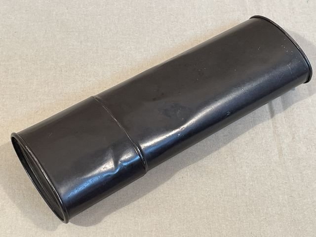 Original WWII German Luftwaffe Flyer's Shatter Proof Goggles Case — image 7