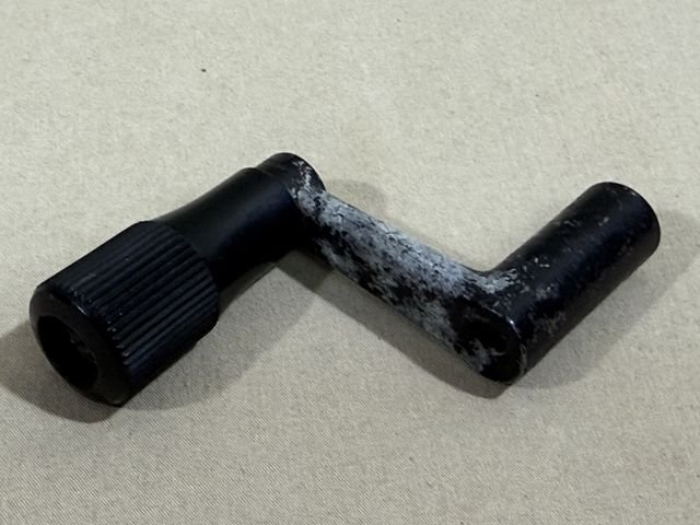 Original WWII German Model 33 Field Phone in Bakelite Case, 1939 — image 10