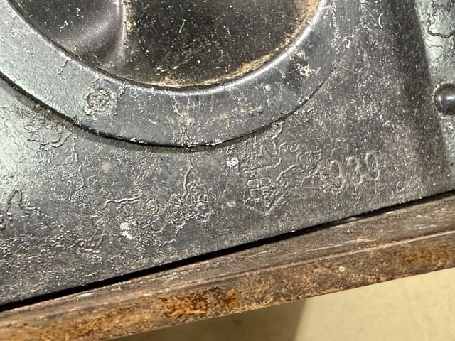 Original WWII German Model 33 Field Phone in Bakelite Case, 1939 — image 33