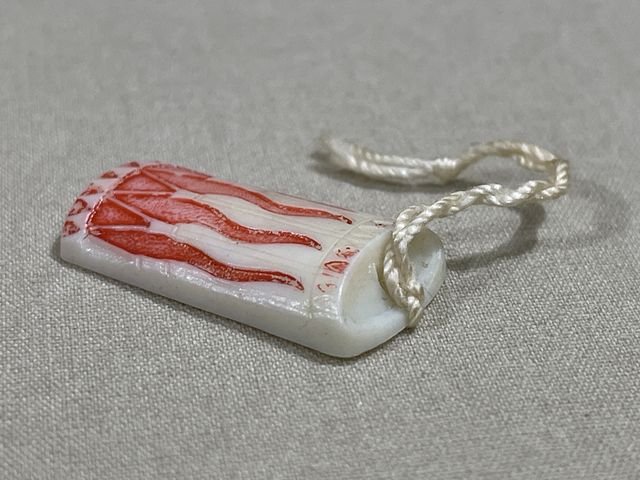 Original Nazi Era German WHW Donation Hitler Youth Red Drum — image 3