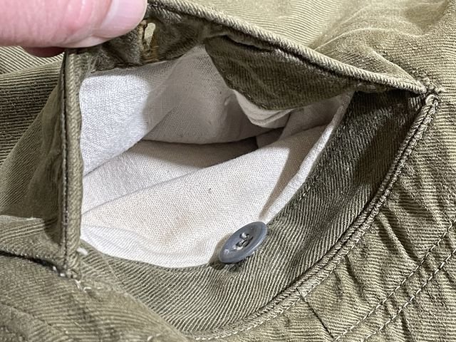 Original WWII German Heer Tropical (Afrikakorps) Short Pants — image 18