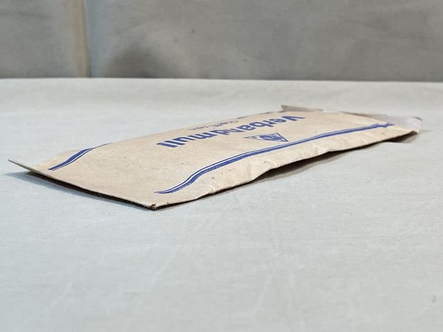 Original WWII German Medical Kit Packet of Gauze — image 5