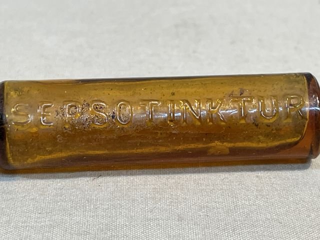 Original WWII German Medical Item, SEPSOTINKTUR Bottle — image 2
