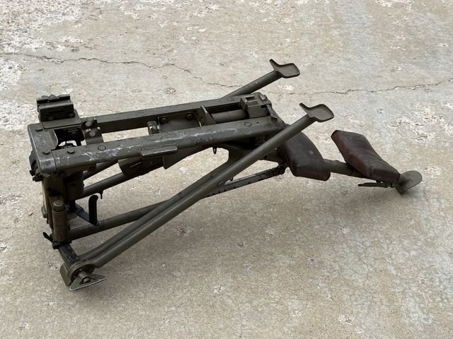 Original WWII German MG42 (MG-42) Lafette Tripod Mount — image 16