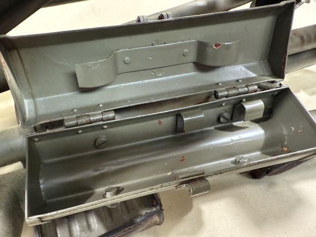 Original WWII German MG42 (MG-42) Lafette Tripod Mount — image 27