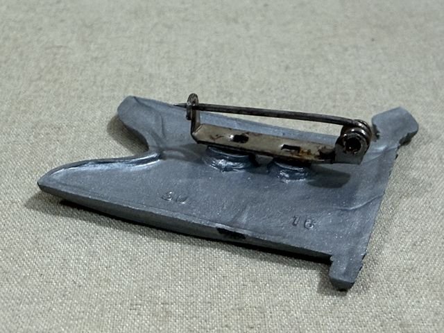 Original WWII German Flag Tinnie, ARTILLERIE — image 3