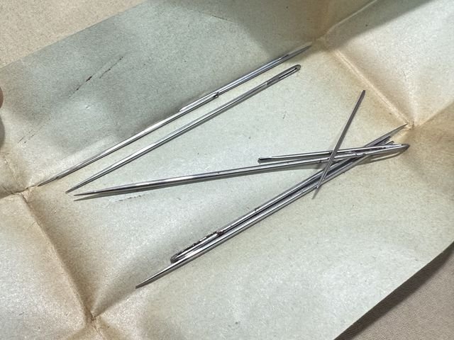 Original WWII German Soldier's Sewing Needle Pack — image 3