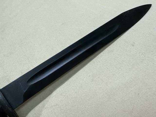 Original WWII US M1 Garand Bayonet and Scabbard, AFH — image 3