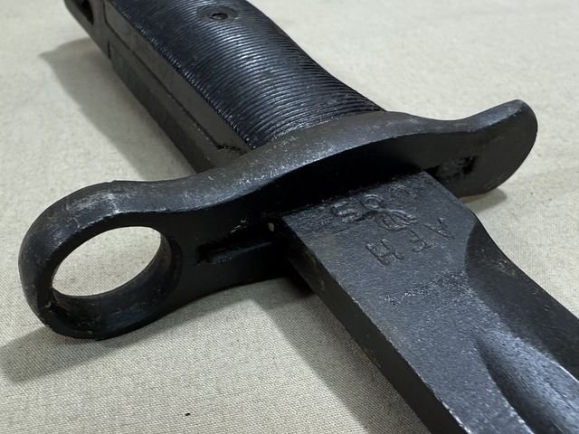 Original WWII US M1 Garand Bayonet and Scabbard, AFH — image 8