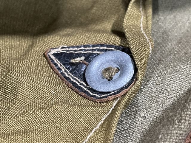 Original WWII German Mid/Late-War Army Combat Rucksack — image 34