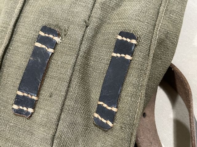 Original WWII German Mid/Late-War Army Combat Rucksack — image 5