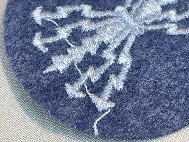 Original WWII German Luftwaffe Radio Operator's Career Sleeve Insignia — image 5