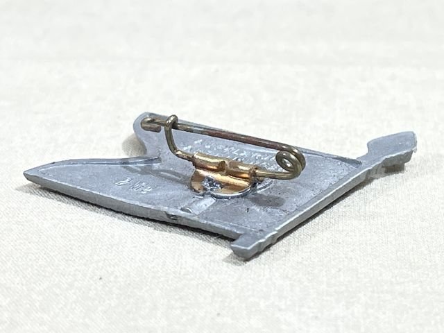 Original WWII German Flag Tinnie, AUFKLÄRUNGSABTEILUNG — image 3