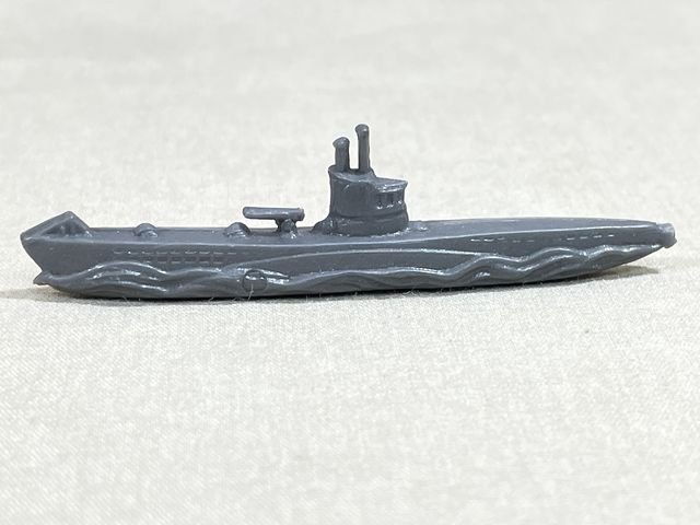Original WWII German WHW Donation Figure, U-BOAT — image 3