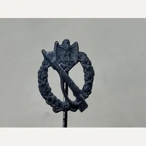 Original WWII German Infantry Assault Badge Miniature, 16mm