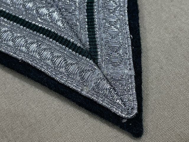 Original WWII German Army Obergefreiter Rank Chevron — image 2